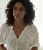  室内女性与男性面对面交流4688#竖屏 	 