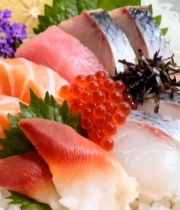  生鱼片盖饭美食特写1315#竖屏 	 