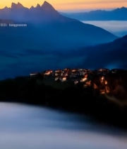  山峦间日出云海风景4123#竖屏 	 