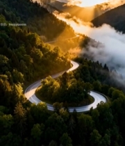  山间蜿蜒公路自然风光(2)6024#竖屏 	 