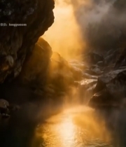  山谷溪流阳光照射风景素材4153#竖屏 	 