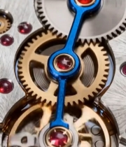  机械手表齿轮微距特写6122#竖屏 	 