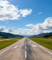  机场跑道与蓝天白云自然风光811#竖屏 	 