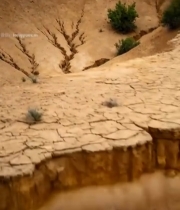  荒漠地形沟壑特写1229#竖屏 	 