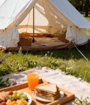  户外帐篷旁的野餐美食2606#竖屏 	 