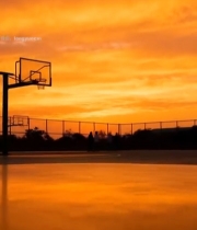  日落时分的篮球场6786#竖屏 	 