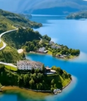  湖中小岛及岸边别墅航拍1218#竖屏 	 