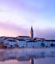  湖畔小镇晨景(2)6373#竖屏 	 