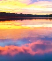  湖面倒映晚霞自然风光4558#竖屏 	 