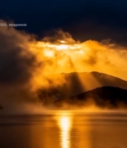  湖面日出自然风光()3625#竖屏 	 