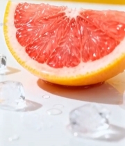  红心柚切片搭配冰块特写7692#竖屏 	 