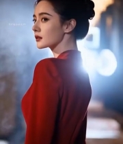  红衣女子侧颜特写1951#竖屏 	 