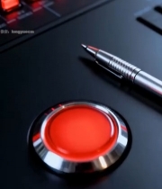  红色按钮与笔特写素材5065#竖屏 	 