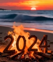  海滩篝火新年场景1543#竖屏 	 