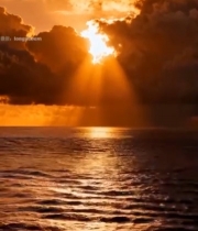  海上夕阳与云层景观6909#竖屏 	 