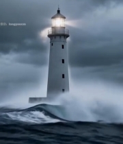  海浪中发光的灯塔3793#竖屏 	 