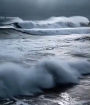  海浪翻涌的海洋景象1451#竖屏 	 