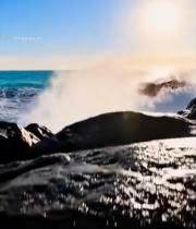  海浪拍打礁石自然景观3385#竖屏 	 