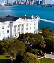  海滨别墅与城市天际线全景1577#竖屏 	 