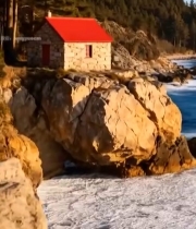  海边红顶小屋与雪山自然风光171#竖屏 	 