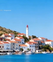  海岸灯塔与沿岸建筑风景3586#竖屏 	 