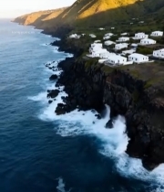  海岸边村落自然风光航拍6867#竖屏 	 