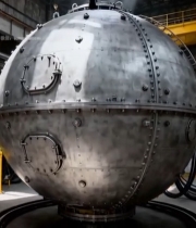  工厂内大型球形工业机械3455#竖屏 	 