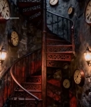  复古螺旋楼梯与墙面时钟2599#竖屏 	 