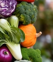  多种新鲜蔬菜堆叠特写4359#竖屏 	 