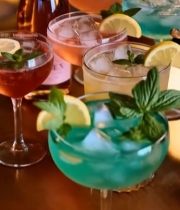  多款色彩缤纷鸡尾酒特写6488#竖屏 	 