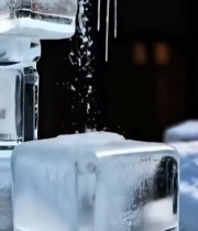  冰块融化水流素材3981#竖屏 	 