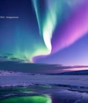  北极极光下的冰雪景观807#竖屏 	 